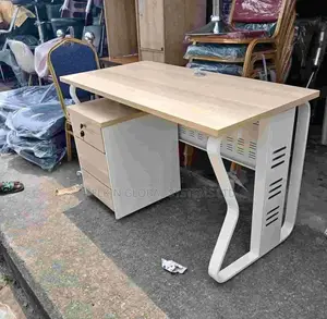 Classic Table With Iron Leg