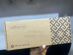 Mikrotik L009 8x Gbit Ethernet, 1x 2.5gbit SFP WIFI6 Router