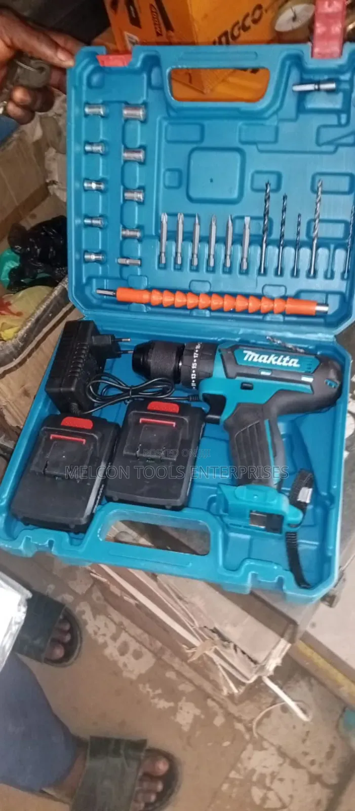 Iron Chuck Screw Machine