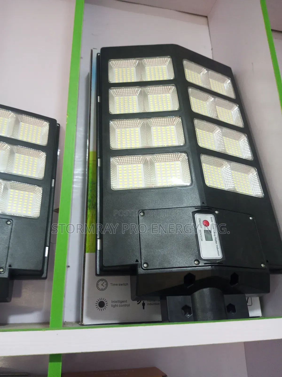 16 Eye Divide Solar Lights