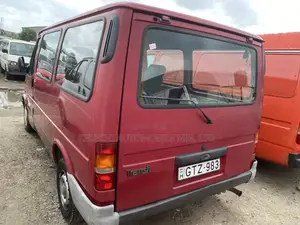 Ford Transit 2001 Red