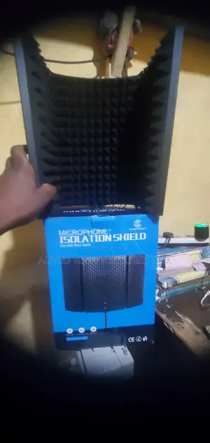 Microphone Isolation Shield