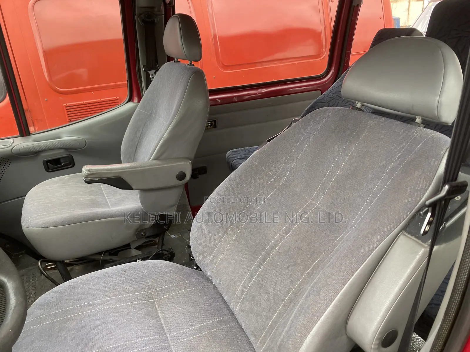 Ford Transit 2001 Red