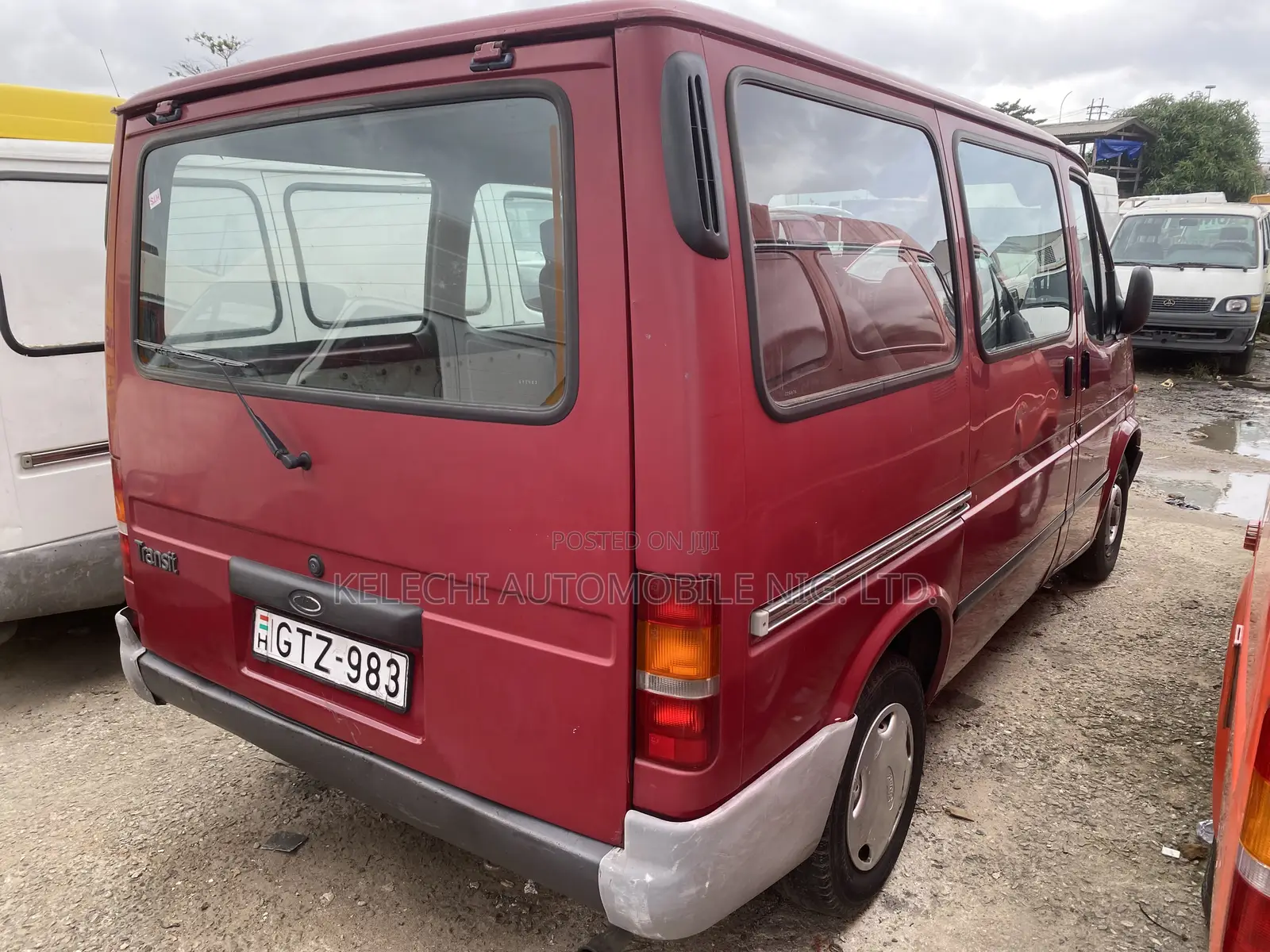 Ford Transit 2001 Red