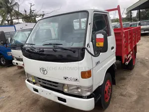 200 Toyota Dyna