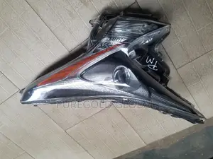 Toyota Prius 2018 Headlamp