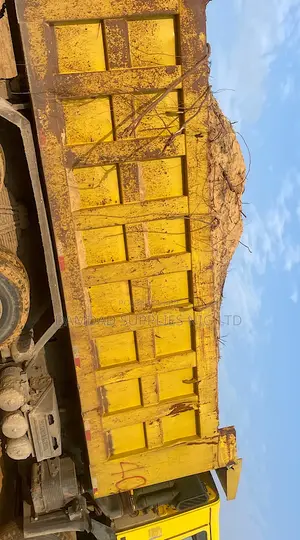 Red Filling Sand