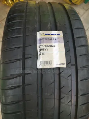 Mecheline 275/40/22
