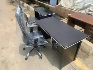 4/2fit Table and Chair With Headrest