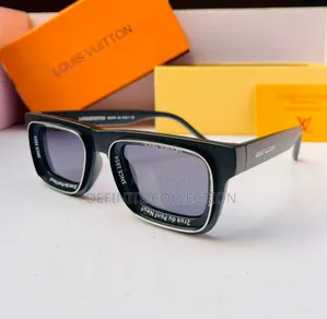 LOUIS VUITTON Luxury Glass