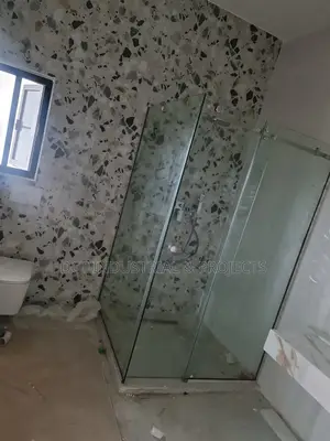 Hotel Shower Cubicle