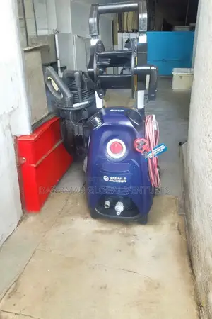 Spear and Jackson Highpressure Washer With Inbuilt Soap Tank
