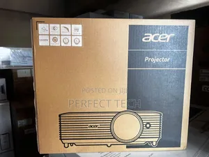 Acer 4000 Lumens Svga DLP Projector