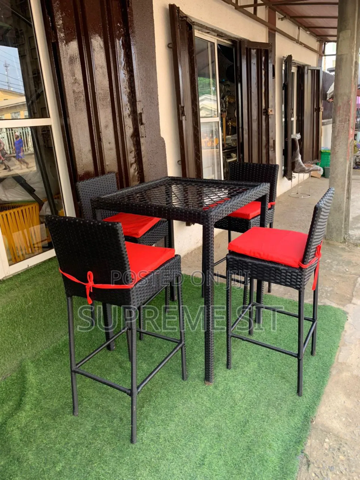Classic Outdoor Bar Stools Set