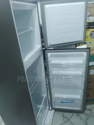 New in Hisense200dr Top Freezer Double Door 154lrefrigerator