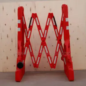 Retractable Plastic Barricade 2.5m
