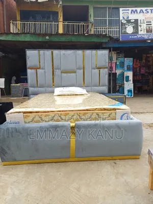 Padded Bedframe 4.5 By6