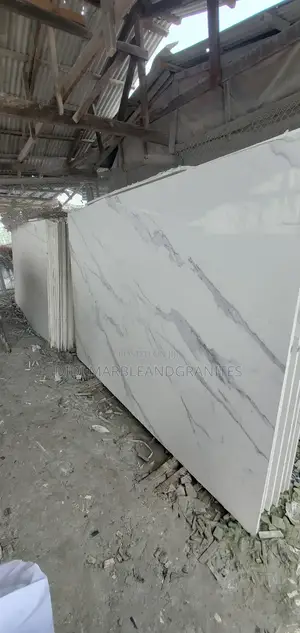 Quartz Carrara White Wave