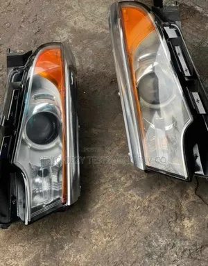 2012-2014 Ford Edge Front Headlight