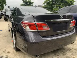 Lexus ES 350 2012 Gray