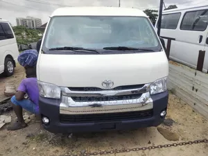 Toyota Grand HiAce 2012 White
