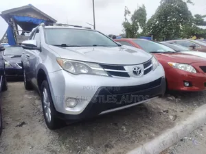 Toyota RAV4 2015 Silver