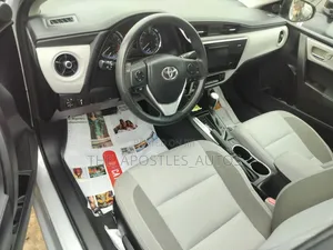 Toyota Corolla 2017 Silver