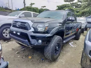 Toyota Tacoma 2013 Black
