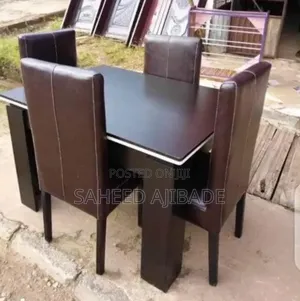 Set of Daning Chairs
