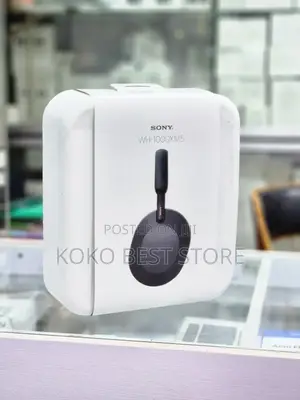 Sony.
WH-1000XM5 Headphones 