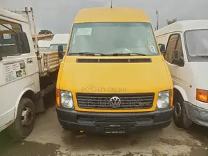 Volkswagen LT 2006 Yellow