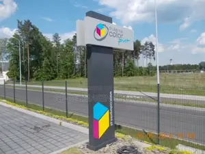 Pylon Sign Building And Installation