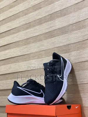Original Nike Air Zoom Pegasus 38 Road Running Sneakers