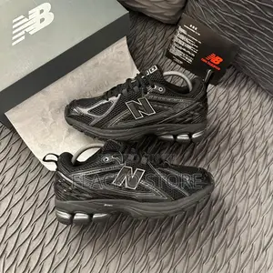 Original New Balance 1906r Black Silver Linen Sneakers