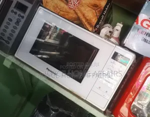 Tocumbo Microwave 20liters