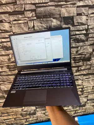 Laptop Sager NP9877 16GB Intel Core I7 SSD 512GB