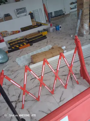 Plastic Foldable Expandable Barrier