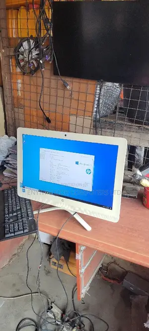 Desktop Computer HP AiO 20 4GB Intel Pentium HDD 1T