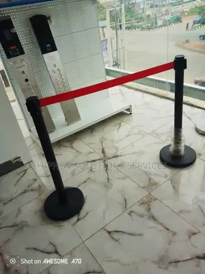 Control Barriers Queue Pole W/ Retractable Belt