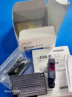 Omron Photoelectric Sensor | E3s-R67