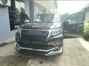 Toyota Prado SUV for Rent