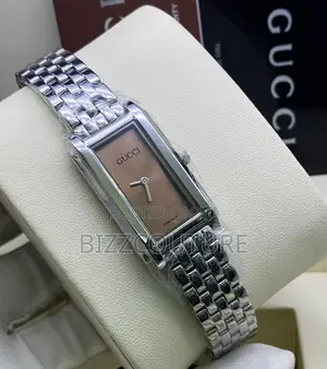Original Gucci Swiss Made Lady Silver Chain Watch in Store