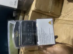 Behringer HA400