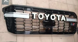 Front Grille With LED Lights for Toyota Land Cruiser 2023