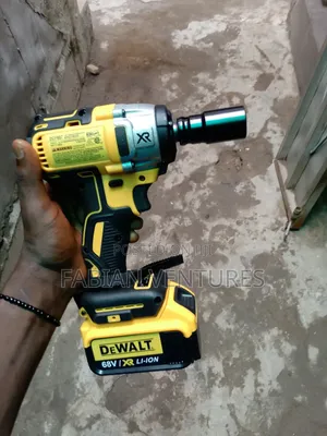 High Quality Cordless Socketing Machine 68V