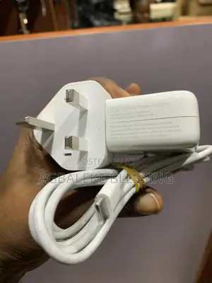 Macbook 61w Charger