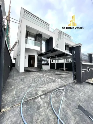 5bdrm Duplex in Lekki for sale