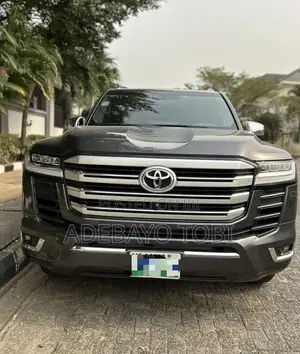 Land Cruiser for Rent