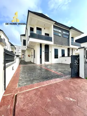 4bdrm Duplex in Lekki for sale
