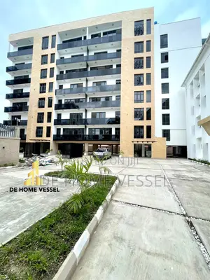 4bdrm Maisonette in Lekki for sale